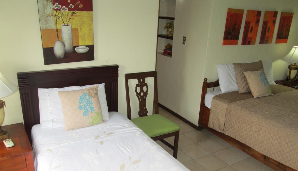 سان سلفادور Hotel San Mateo الغرفة الصورة