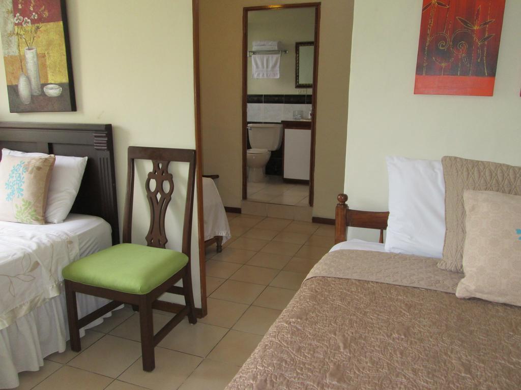 سان سلفادور Hotel San Mateo الغرفة الصورة