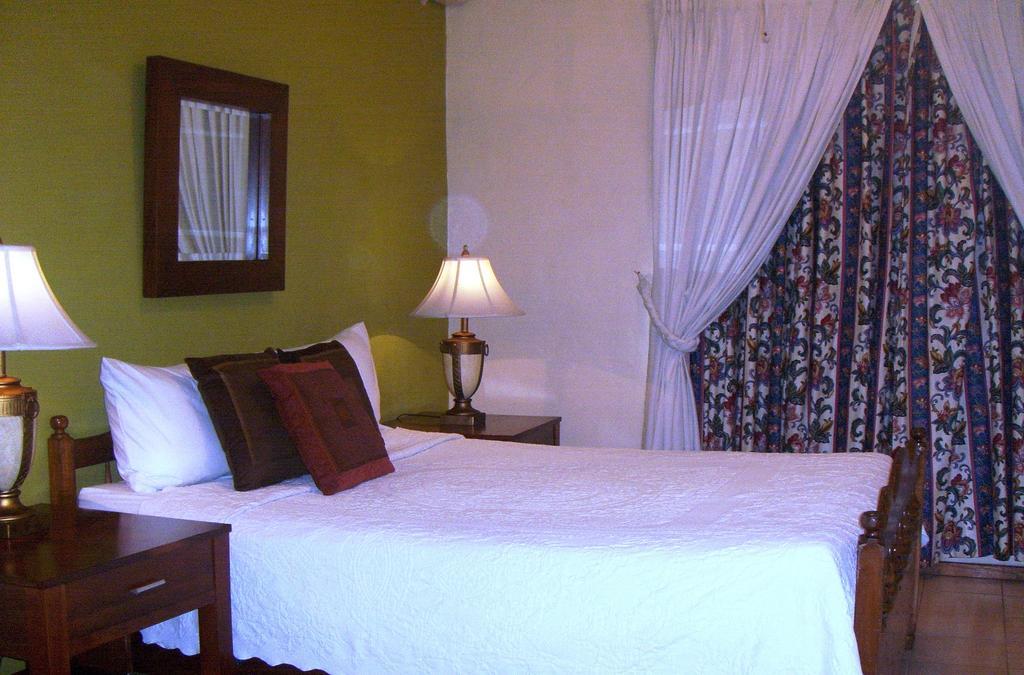 سان سلفادور Hotel San Mateo الغرفة الصورة